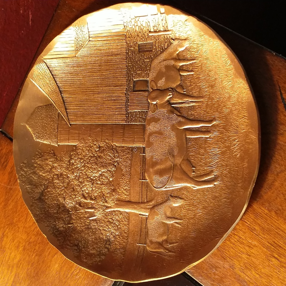 Wendell August Solid Bronze Plates - Handmade - Cows, Barn & Silo - 4.5" & 4.9oz